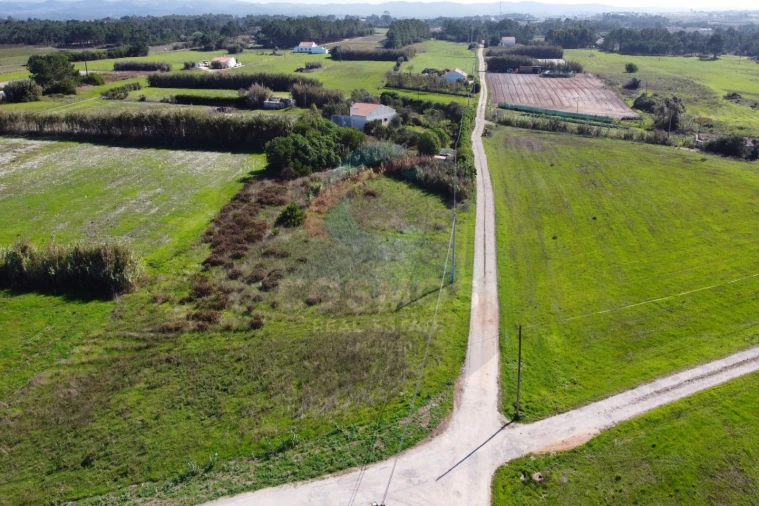 Moradia T3 para Venda em Rogil Foto 26