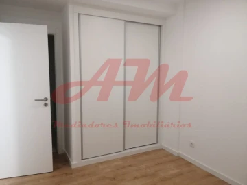 Apartamento T3 para Venda em Mina de Água