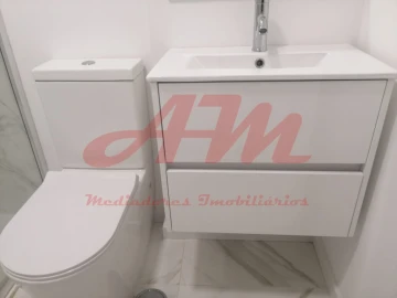 Apartamento T3 para Venda em Mina de Água