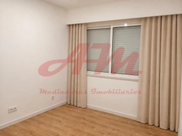Apartamento T3 para Venda em Mina de Água