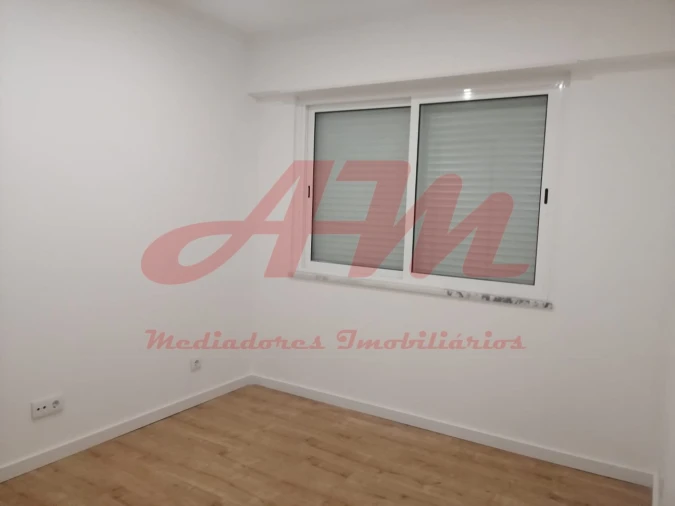 Apartamento T3 para Venda em Mina de Água Foto 10