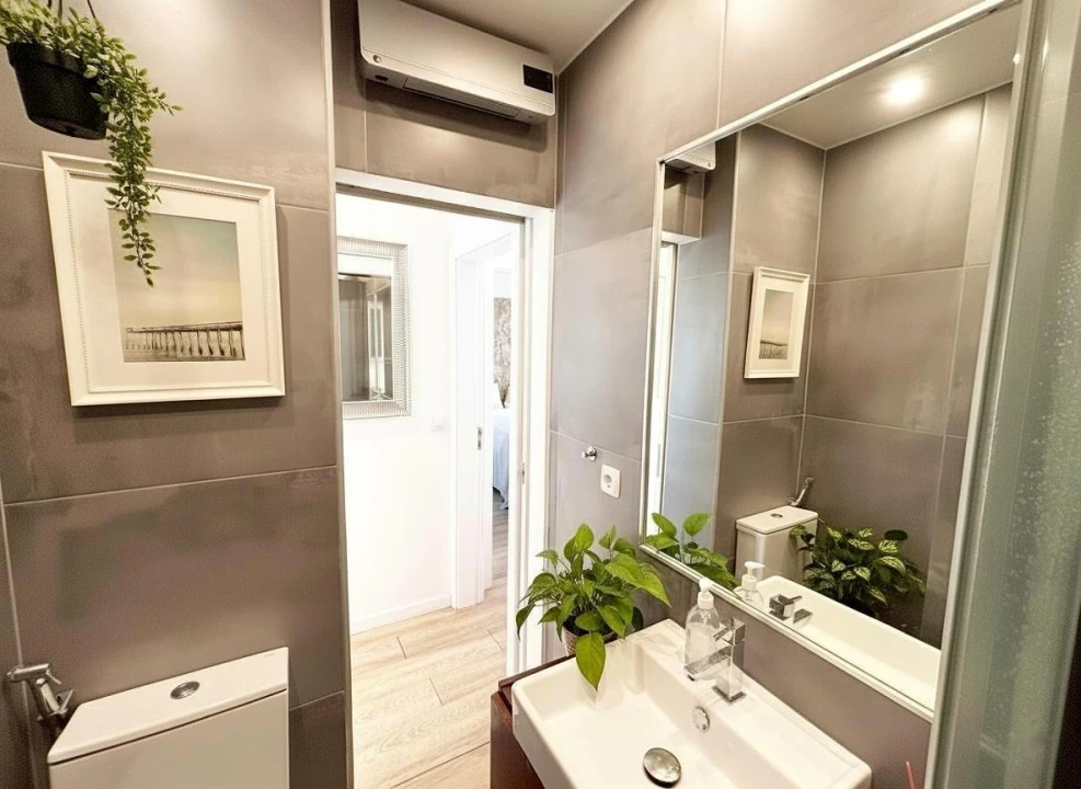 Apartamento T2 para Venda em Misericórdia Foto 8