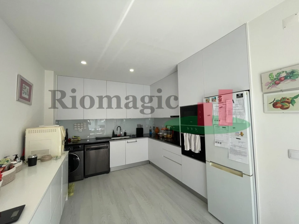 Moradia T3 para Venda em Rio Maior Foto 6