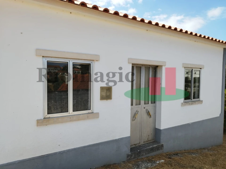 Moradia T2 para Venda em Alcanede Foto 16