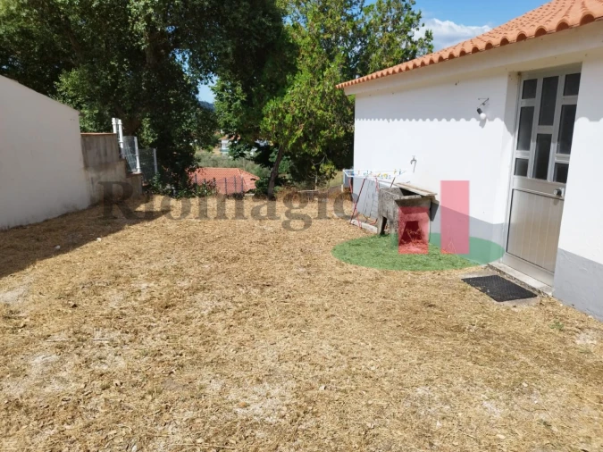 Moradia T2 para Venda em Alcanede Foto 15