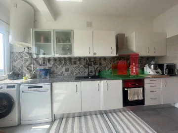 Apartamento T3 para Venda em Marvila, Ribeira Santarém, São Salvador, São Nicolau