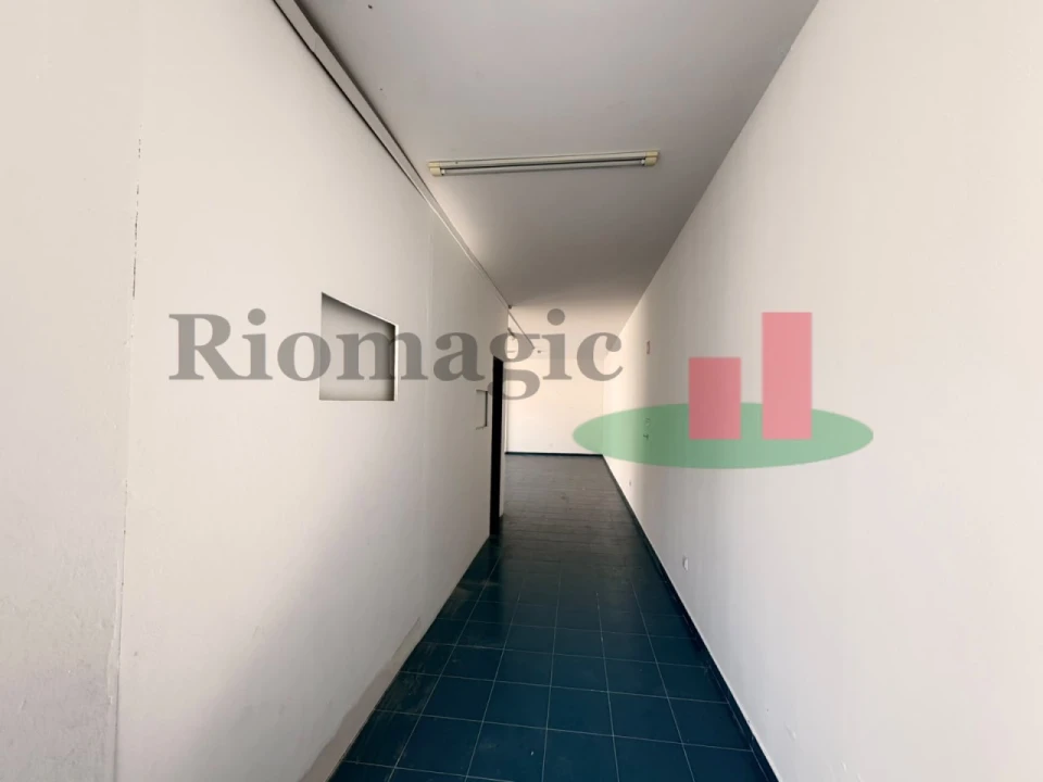Loja para Venda em Marvila, Ribeira Santarém, São Salvador, São Nicolau Foto 7