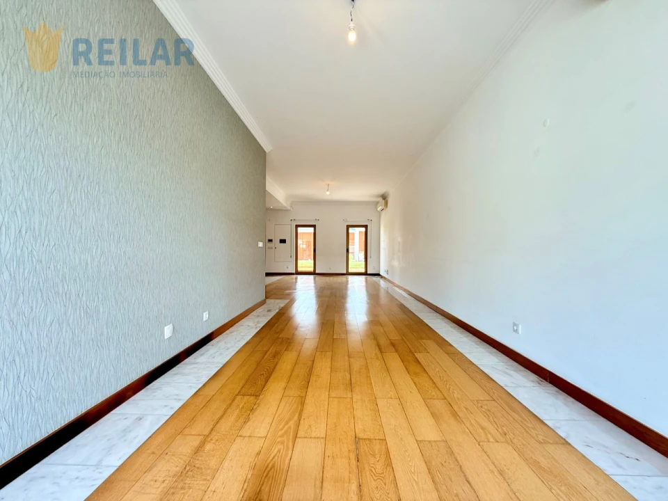 Moradia T3 para Venda em Póvoa de Santa Iria e Forte da Casa Foto 7