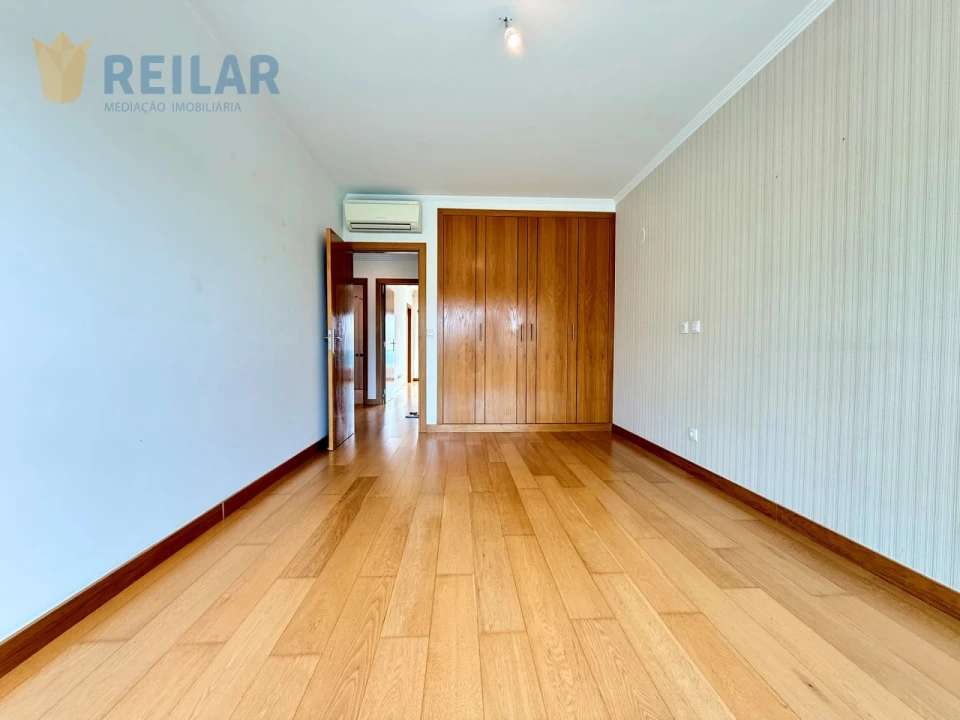 Moradia T3 para Venda em Póvoa de Santa Iria e Forte da Casa Foto 47