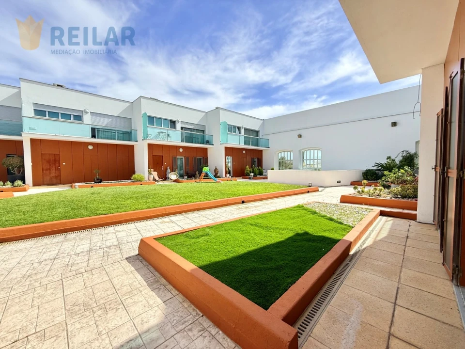 Moradia T3 para Venda em Póvoa de Santa Iria e Forte da Casa Foto 68