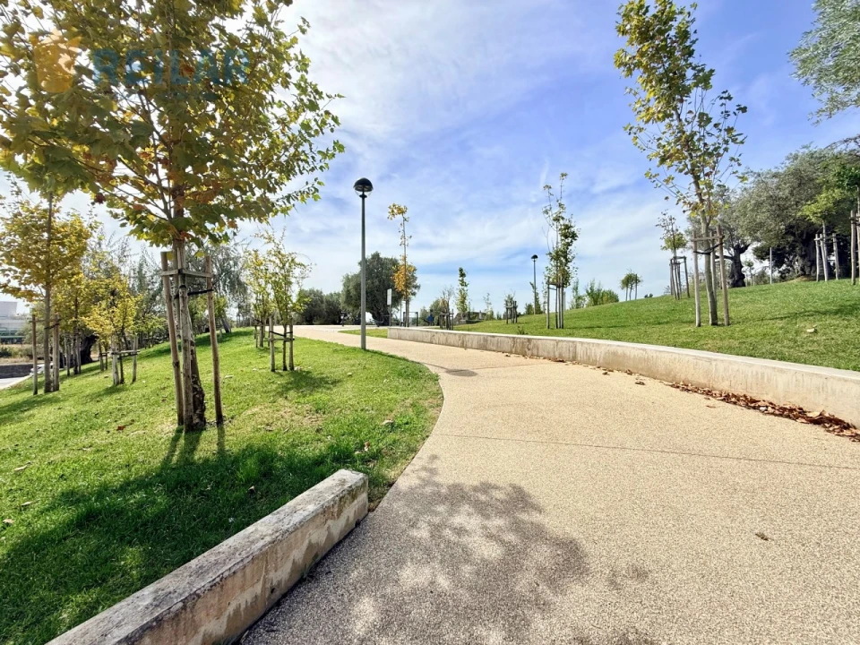 Moradia T3 para Venda em Póvoa de Santa Iria e Forte da Casa Foto 82