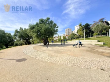 Moradia T3 para Venda em Póvoa de Santa Iria e Forte da Casa