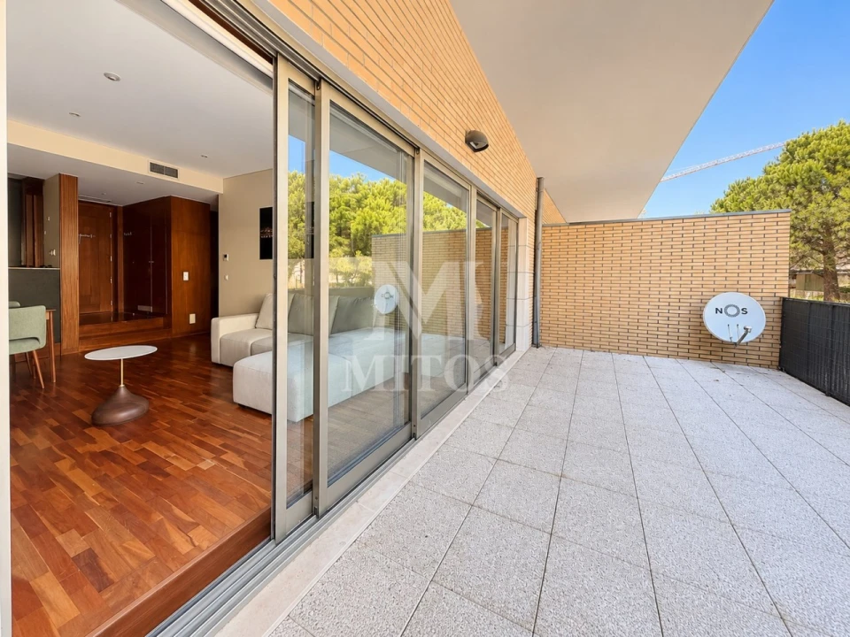 Apartamento T1 para Arrendamento em Darque Foto 7