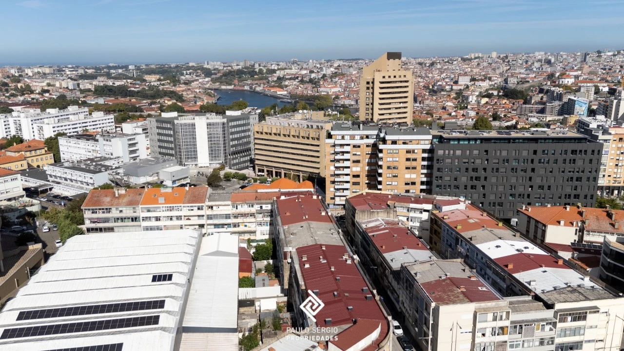 Apartamento T2 para Venda em Mafamude e Vilar do Paraíso Foto 17