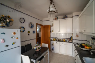 Apartamento T3 para Venda em Loule (São Clemente)