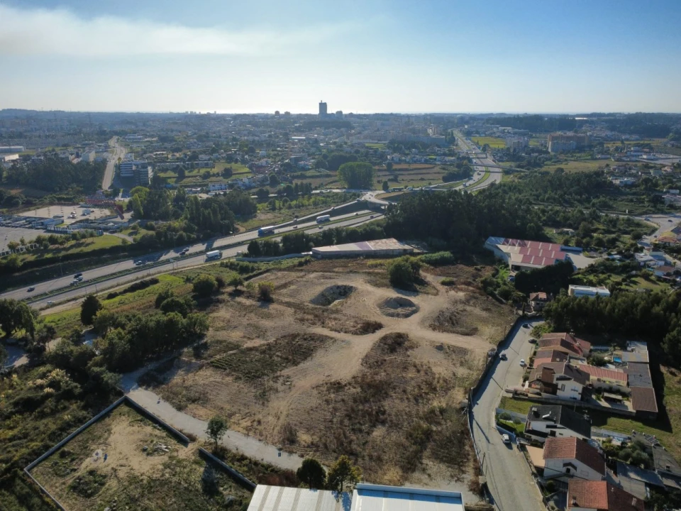 Terreno para Venda em Nogueira e Silva Escura Foto 2