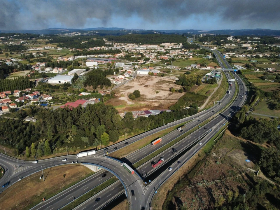 Terreno para Venda em Nogueira e Silva Escura Foto 3