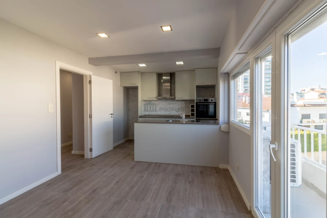 Apartamento T3 para Arrendamento em Cascais e Estoril Foto 3