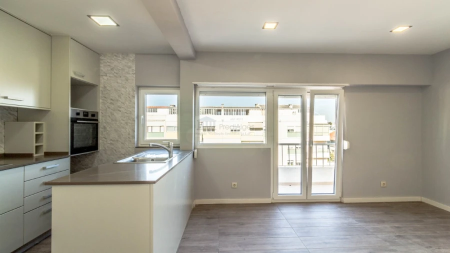 Apartamento T3 para Arrendamento em Cascais e Estoril