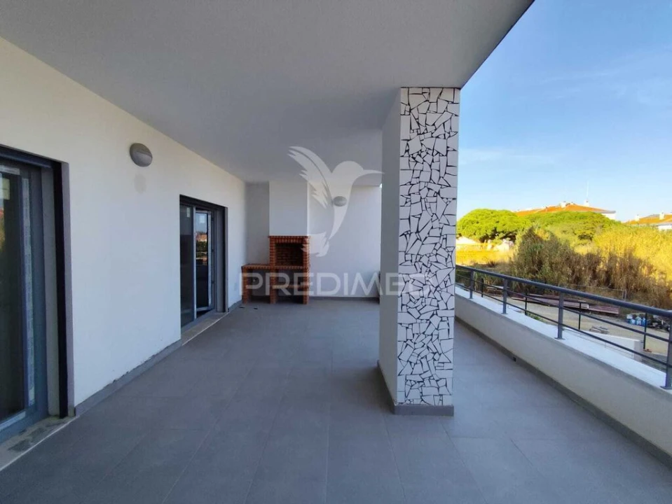 Apartamento T2 para Venda em Seixal, Arrentela e Aldeia de Paio Pires Foto 9