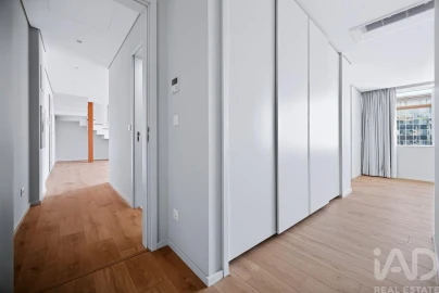 Apartamento T3 para Venda em Algés, Linda-A-Velha e Cruz Quebrada-Dafundo