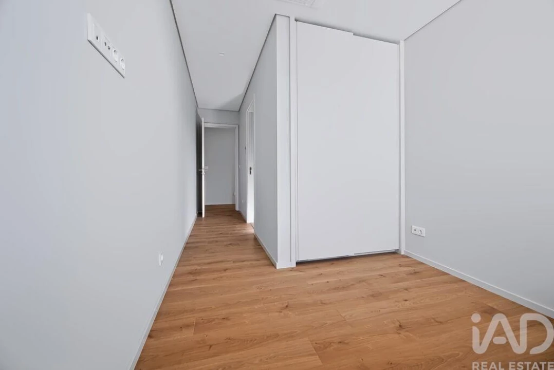 Apartamento T3 para Venda em Algés, Linda-A-Velha e Cruz Quebrada-Dafundo Foto 15