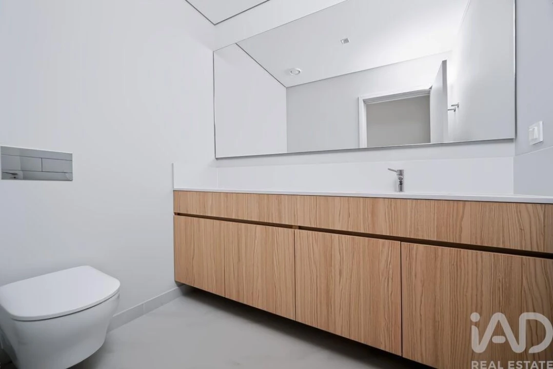 Apartamento T3 para Venda em Algés, Linda-A-Velha e Cruz Quebrada-Dafundo Foto 7