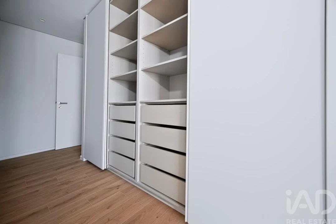 Apartamento T3 para Venda em Algés, Linda-A-Velha e Cruz Quebrada-Dafundo Foto 16