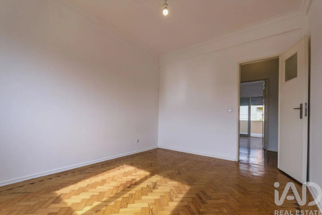 Apartamento T4 para Venda em Beato Foto 19