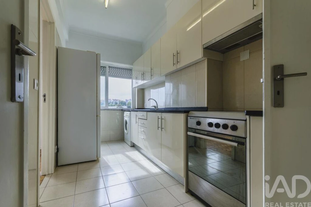 Apartamento T4 para Venda em Beato Foto 28