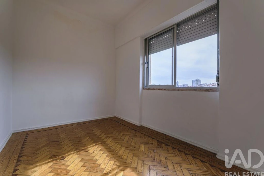 Apartamento T4 para Venda em Beato Foto 24