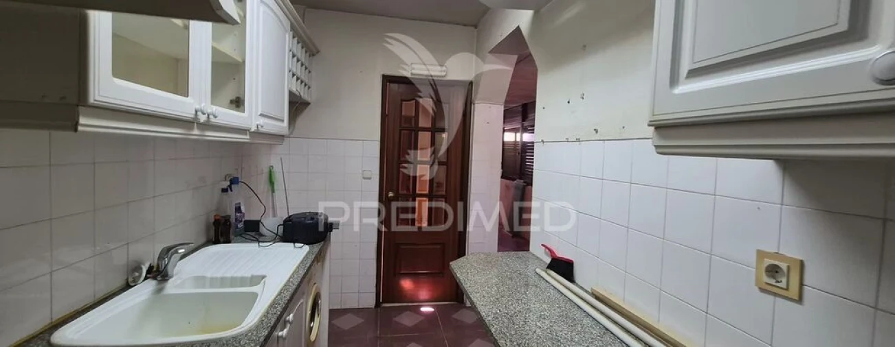 Apartamento T1 para Venda em Massamá e Monte Abraão Foto 9
