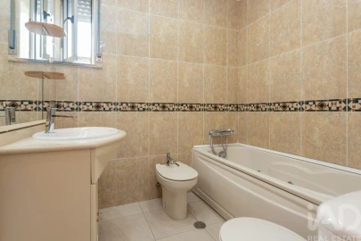 Apartamento T3 para Venda em Almada, Cova da Piedade, Pragal e Cacilhas