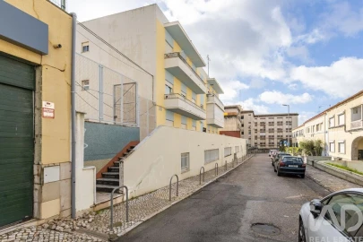 Apartamento T3 para Venda em Almada, Cova da Piedade, Pragal e Cacilhas