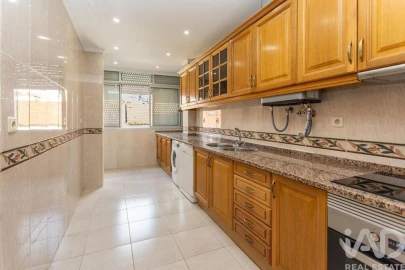 Apartamento T3 para Venda em Almada, Cova da Piedade, Pragal e Cacilhas