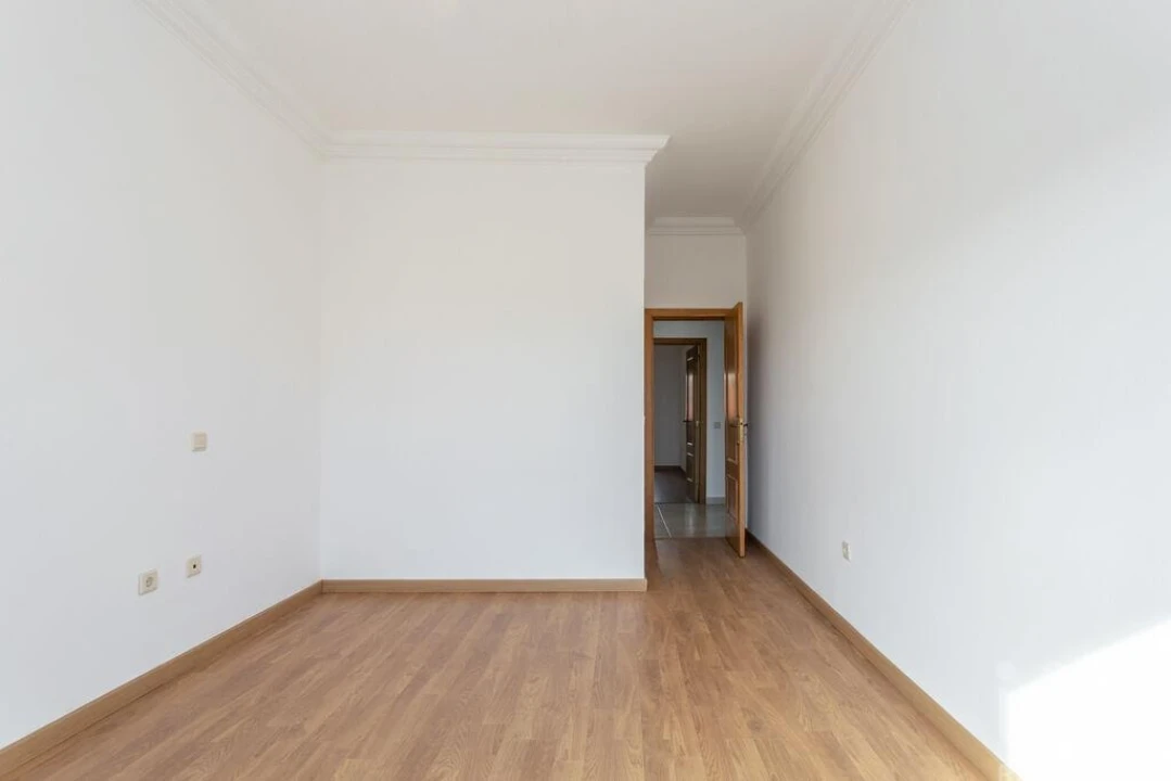 Apartamento T3 para Venda em Almada, Cova da Piedade, Pragal e Cacilhas Foto 22