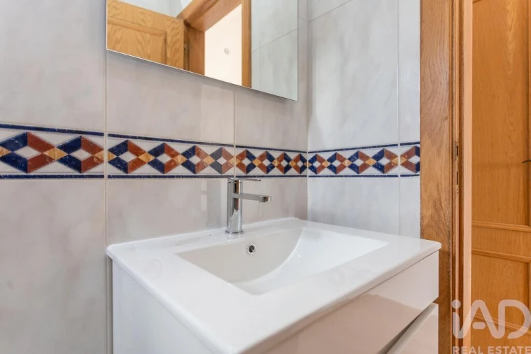 Apartamento T3 para Venda em Almada, Cova da Piedade, Pragal e Cacilhas Foto 19