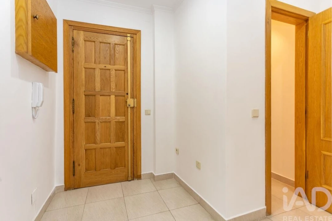 Apartamento T3 para Venda em Almada, Cova da Piedade, Pragal e Cacilhas Foto 7