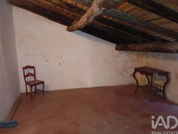 Moradia T2 para Venda em Santiago Maior
