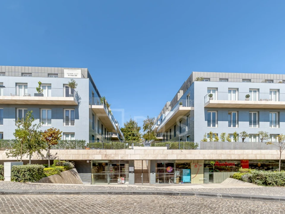 Apartamento T3 para Venda em Ajuda Foto 26
