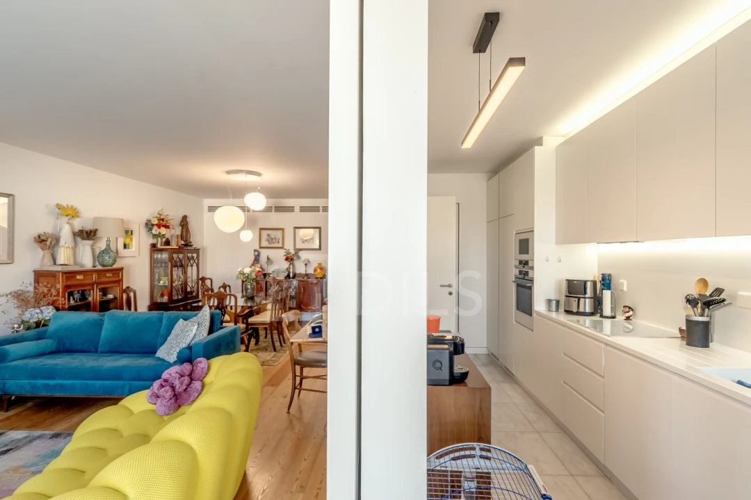 Apartamento T3 para Venda em Ajuda Foto 14
