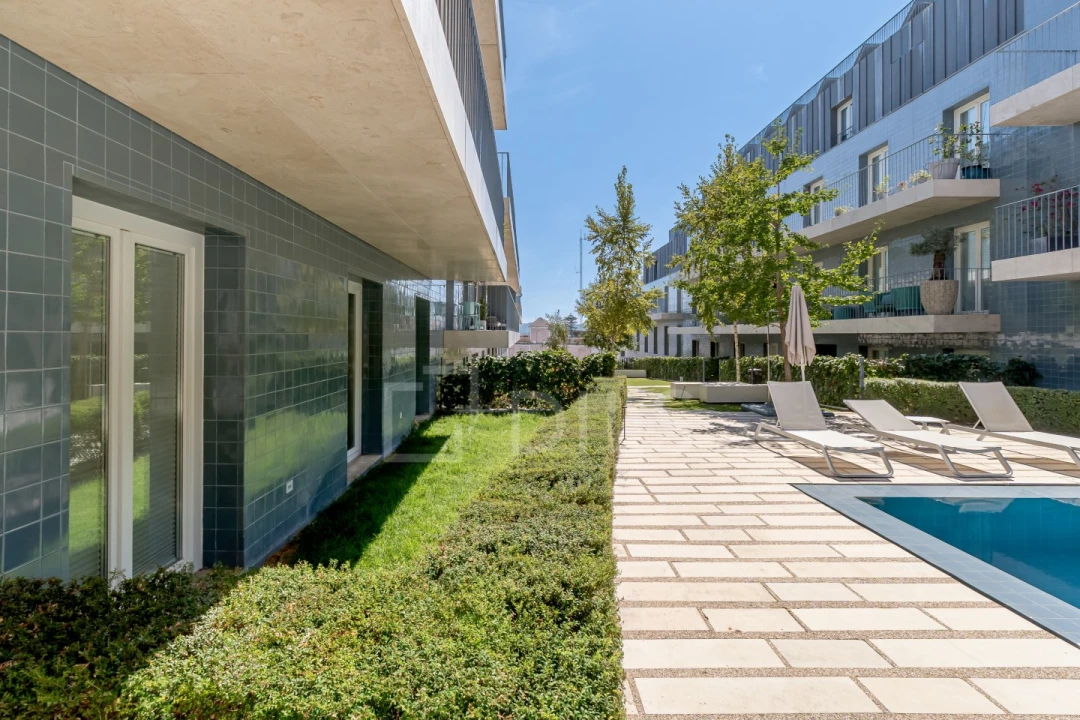 Apartamento T3 para Venda em Ajuda Foto 27
