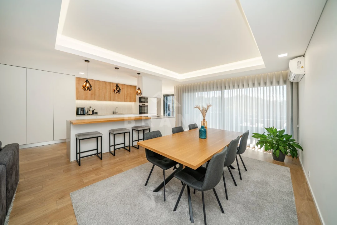 Apartamento T3 para Venda em Nogueiró e Tenões Foto 1