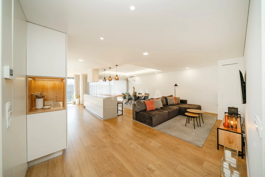 Apartamento T3 para Venda em Nogueiró e Tenões Foto 4