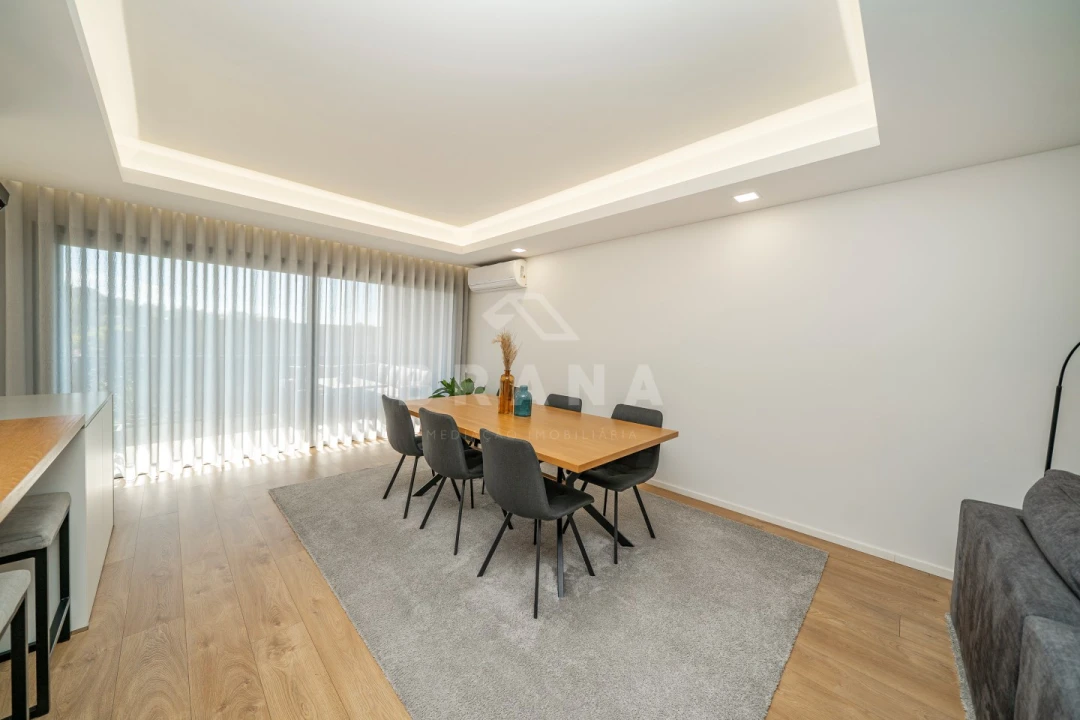 Apartamento T3 para Venda em Nogueiró e Tenões Foto 9