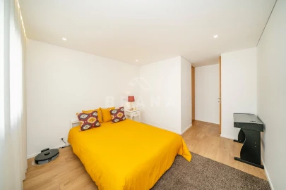 Apartamento T3 para Venda em Nogueiró e Tenões
