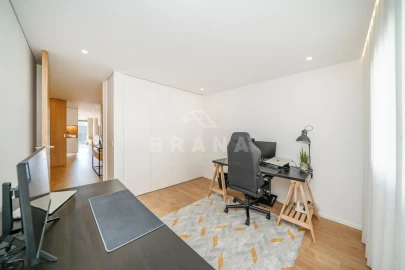 Apartamento T3 para Venda em Nogueiró e Tenões