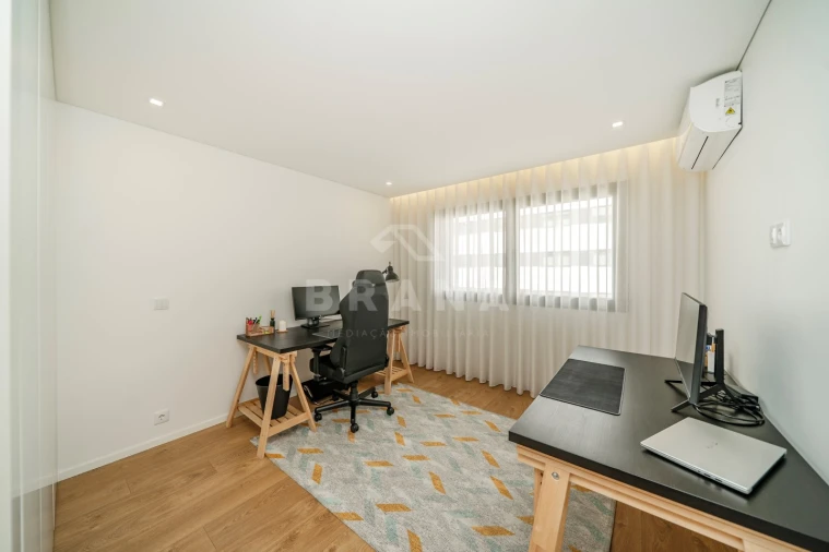 Apartamento T3 para Venda em Nogueiró e Tenões Foto 32