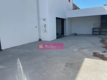 Moradia T4 para Venda em Nossa Sra de Fatima