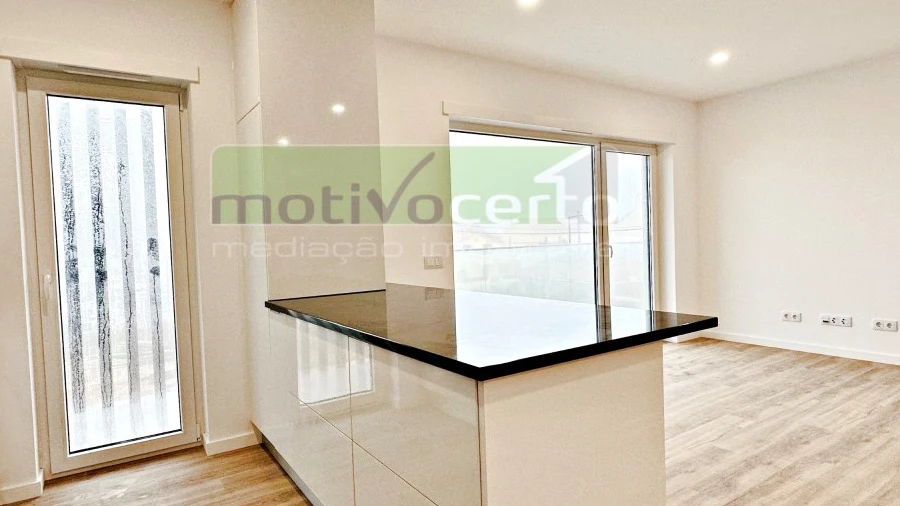 Apartamento T2 para Venda em Beato